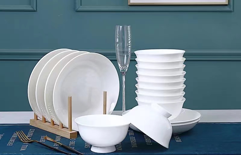 Forum valorem environmentally- amica tableware